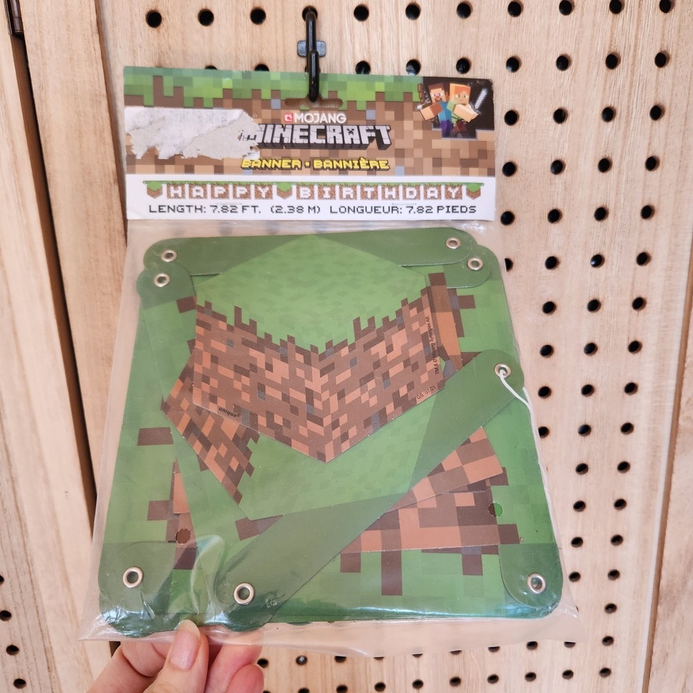 NEW Minecraft Birthday Banner "Happy Birthday" Over‎ 7 Feet Long!
